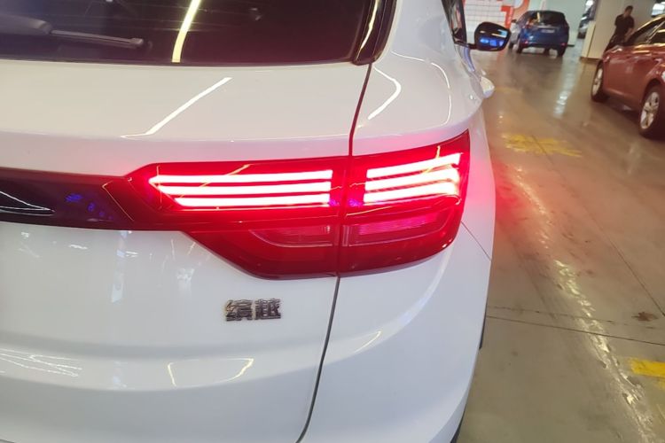 GEELY Coolray 2022 car image #8