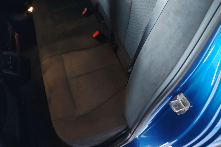 BMW 3 Series 2017 car image #17