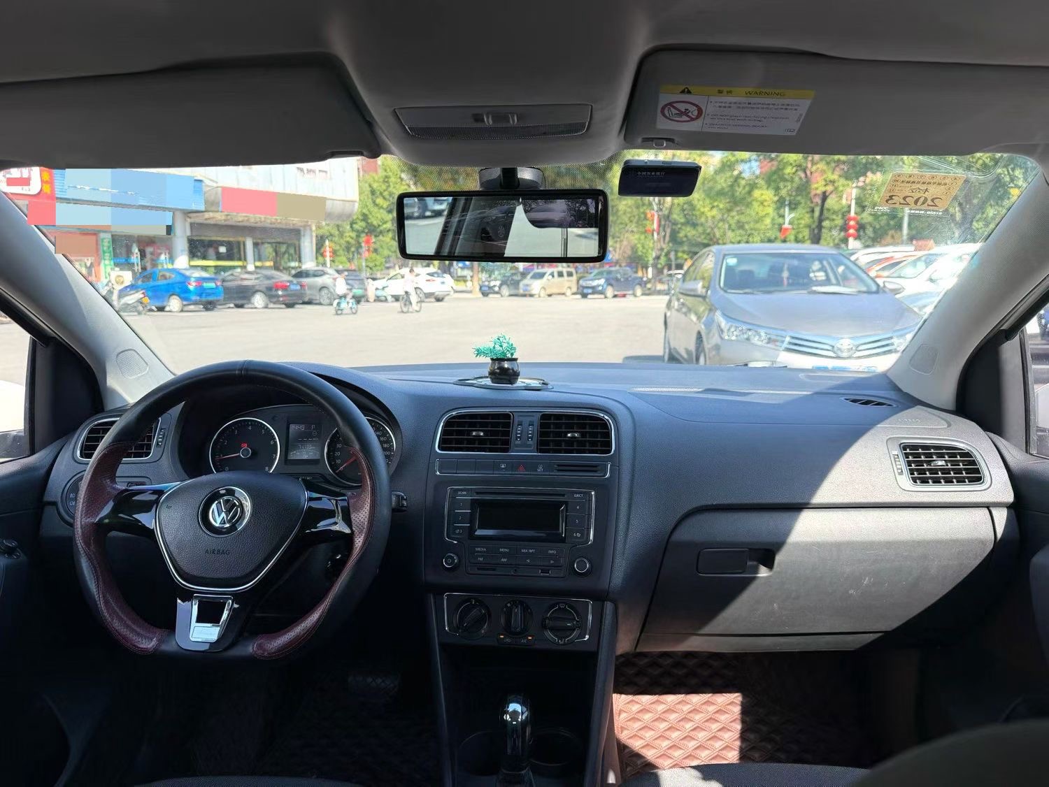 Volkswagen Polo 2015 #8 Volkswagen Polo 2015 car image #8