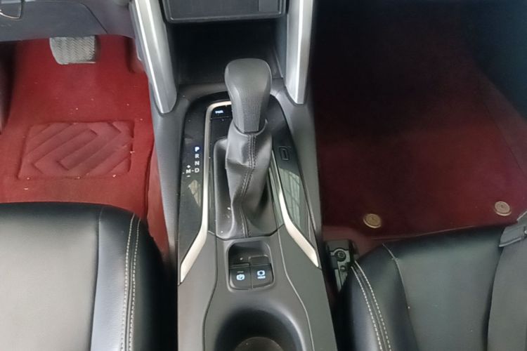 Toyota Corolla Cross 2022 immagine di auto #14