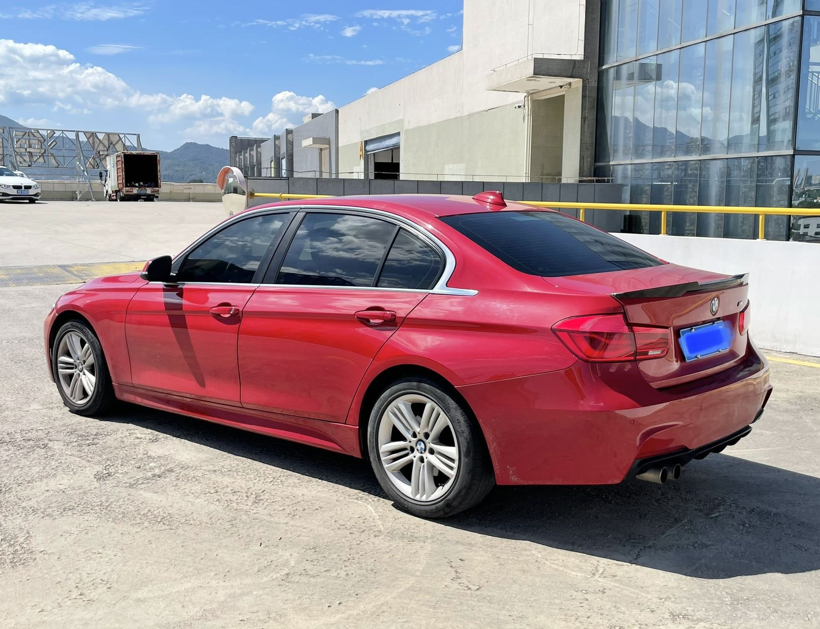 BMW 3 Series 2017 #3 BMW 3 Series 2017 car image #3