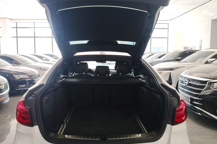 BMW 3 Series GT 2019 #19 BMW 3 Series GT 2019 car image #19