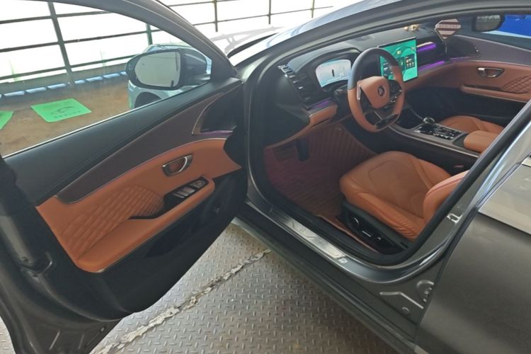 BYD Han 2022 car image #12