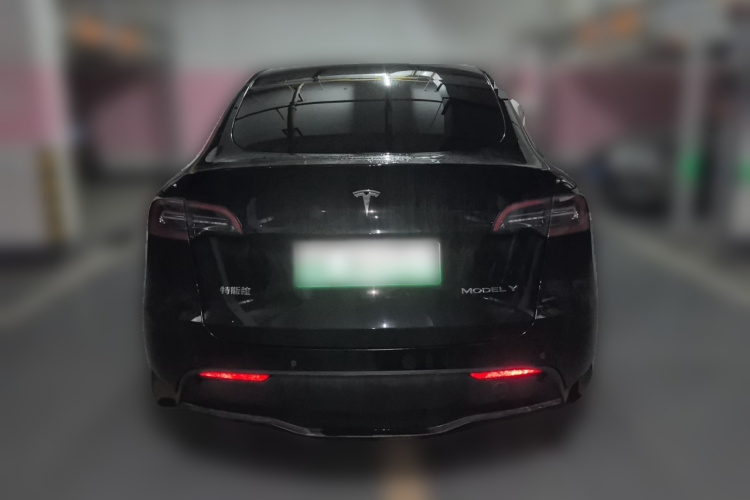 Tesla Model Y 2023 #6 Tesla Model Y 2023 immagine di auto #6