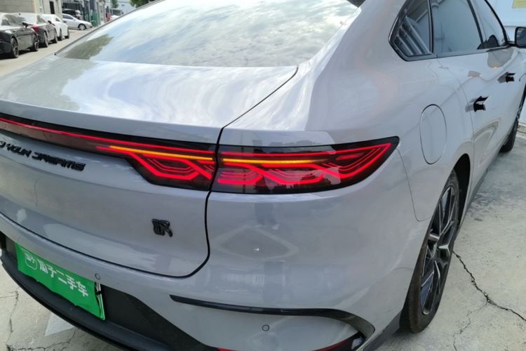 BYD Han 2024 car image #8