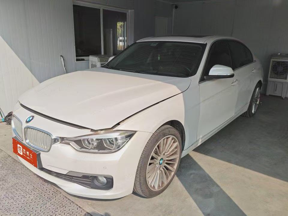 BMW 3 Series 2018 #2 BMW 3 Series 2018 car image #2