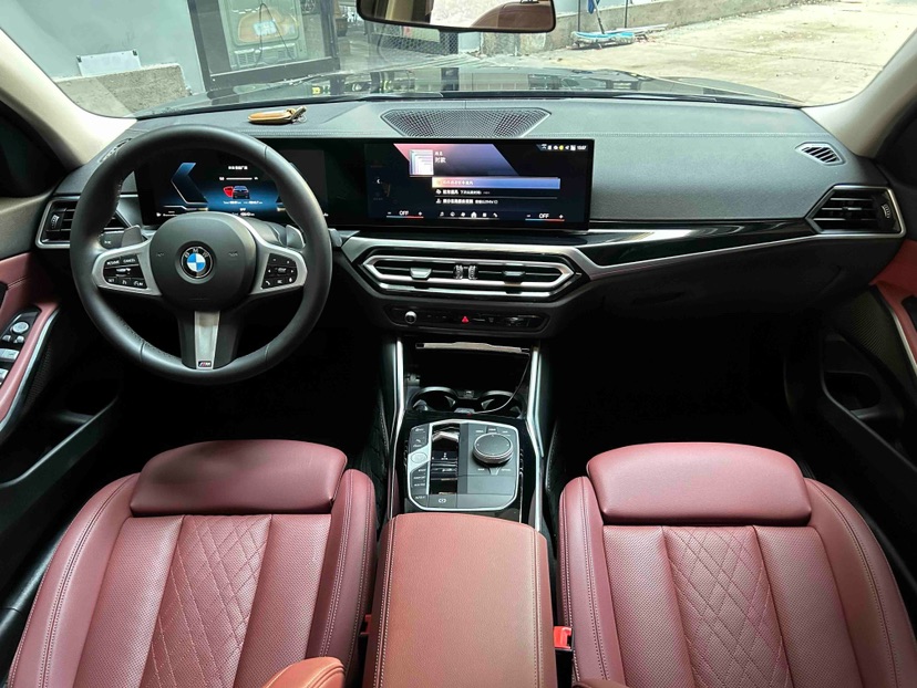BMW 3 Series 2024 car image #4