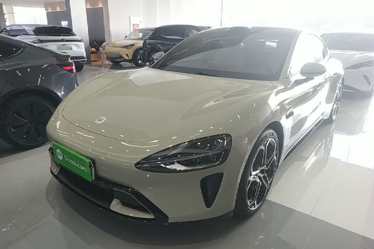 MI SU7 2025 car image #2