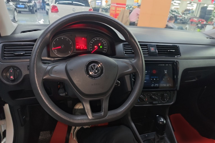 Volkswagen Santana 2020 immagine di auto #10