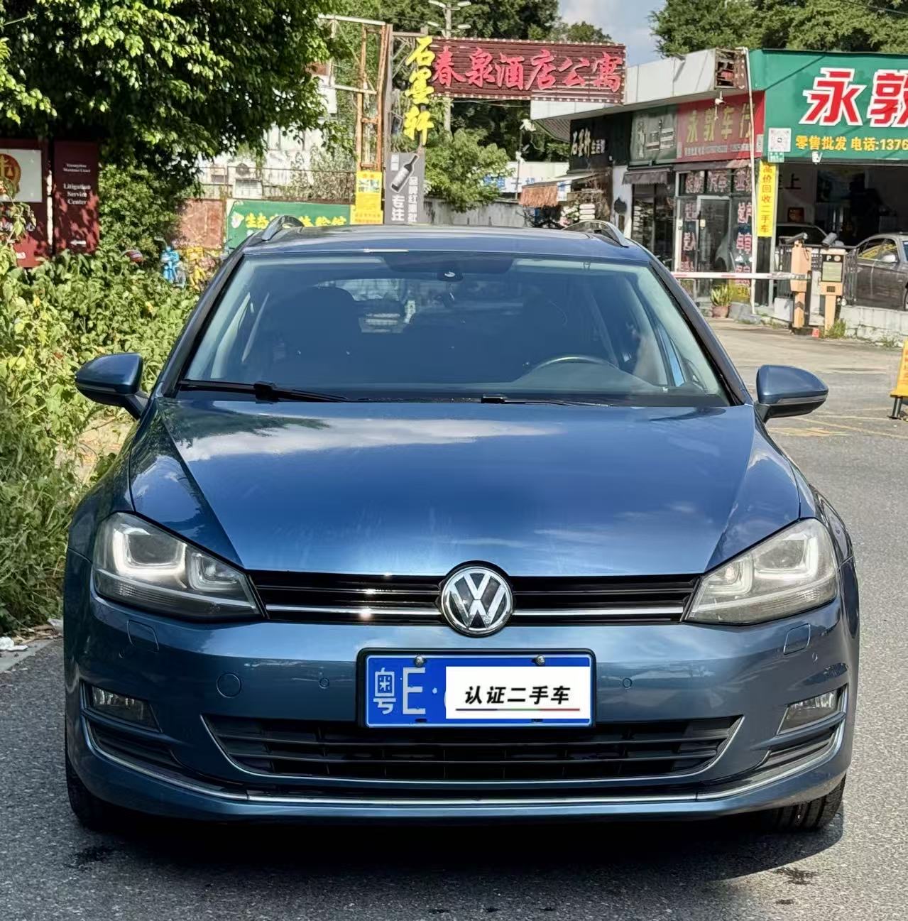 Volkswagen Golf (Imported) 2015 car image #2