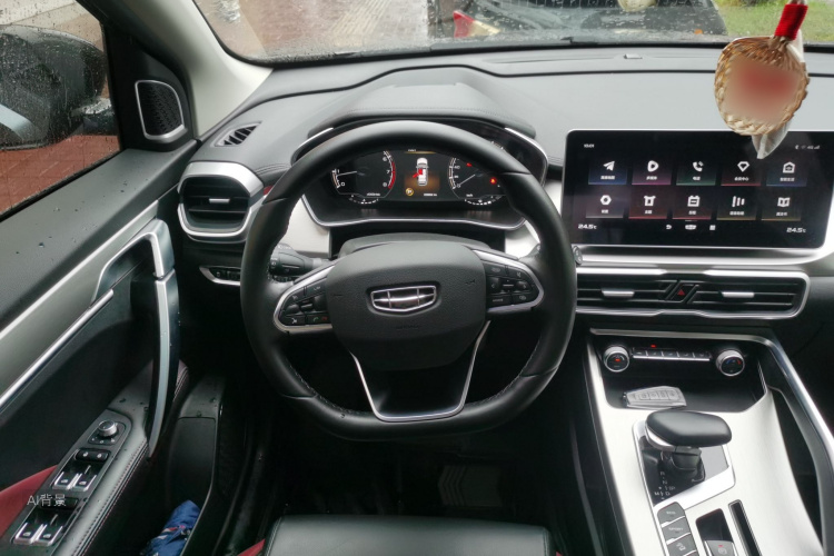 GEELY Coolray 2022 immagine di auto #12