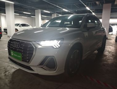Audi Q3 2021 Audi Q3 2021 car image