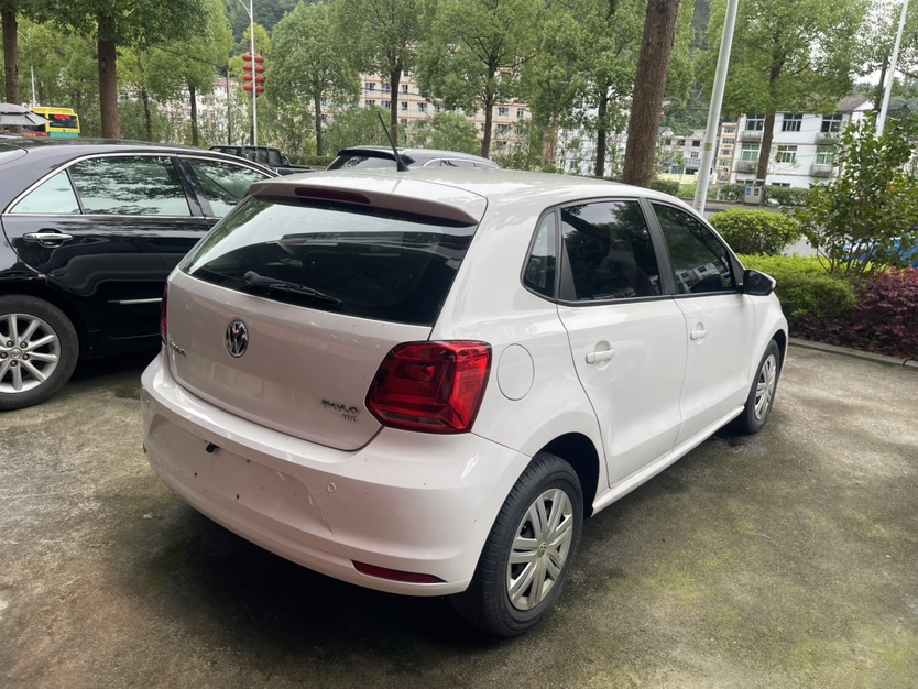 Volkswagen Polo 2019 car image #7