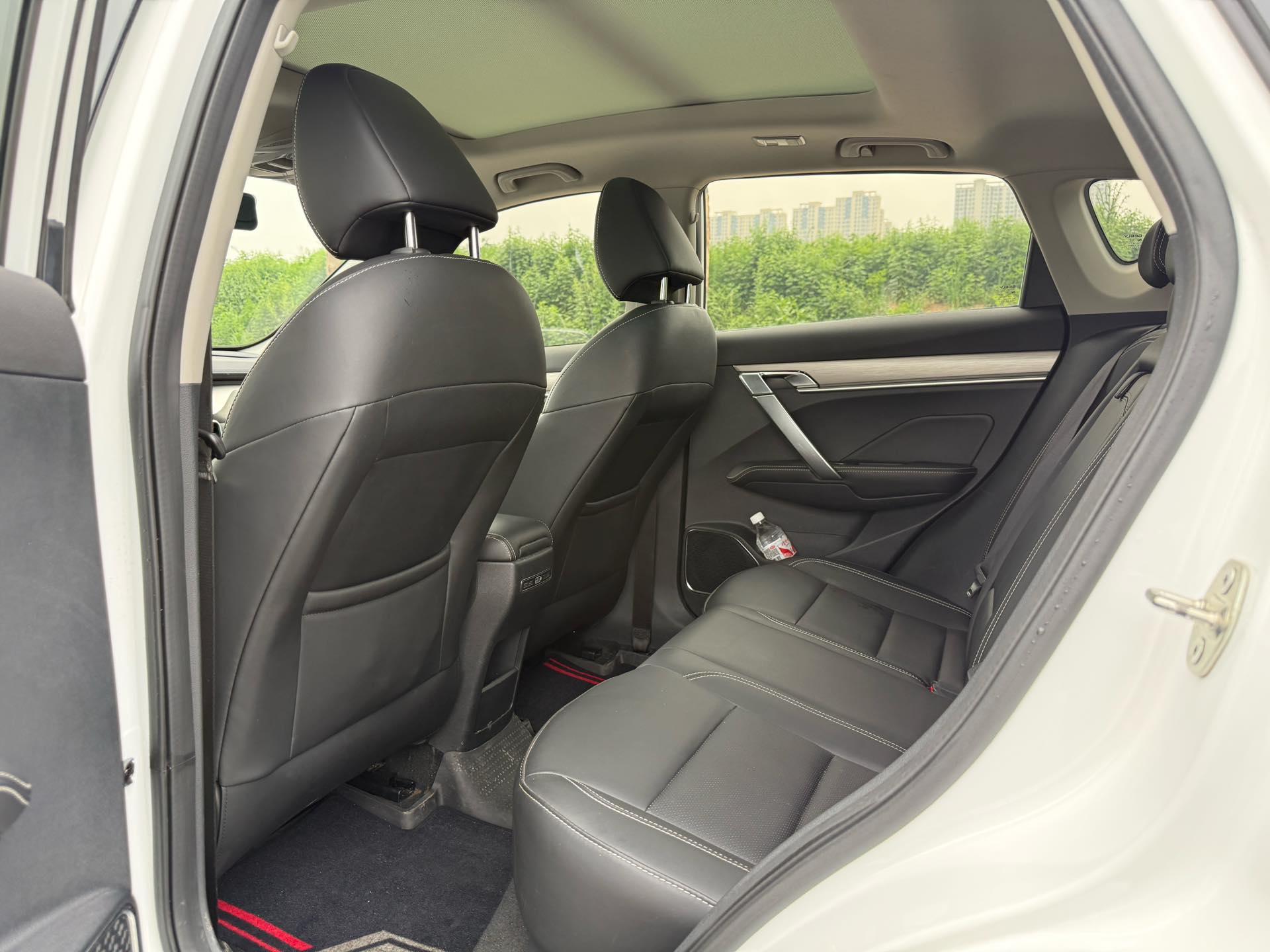 GEELY Coolray 2019 изображение автомобиля #5