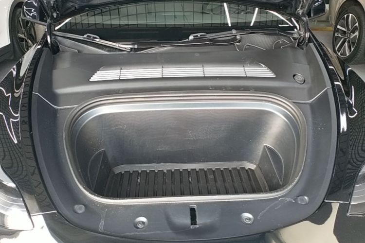 Tesla Model Y 2023 #20 Tesla Model Y 2023 car image #20