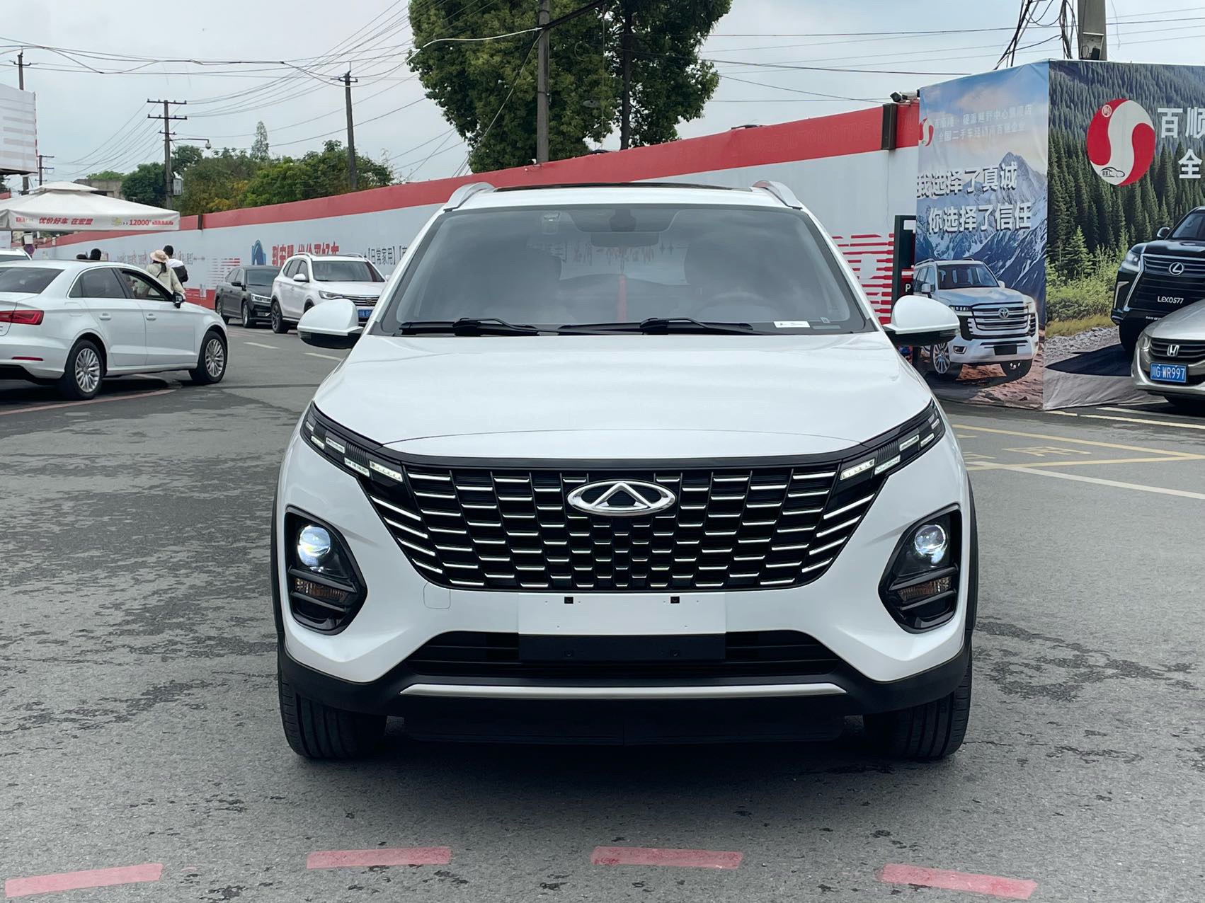 Chery Tiggo 3x 2024 immagine di auto #2