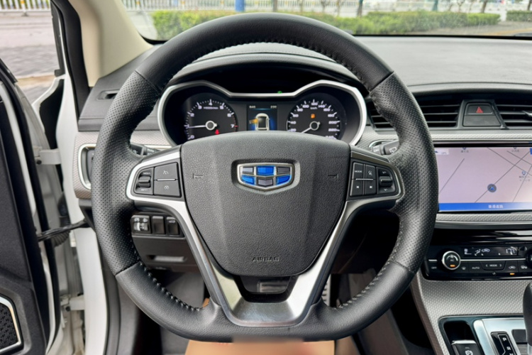GEELY Emgrand GS 2017 car image #12