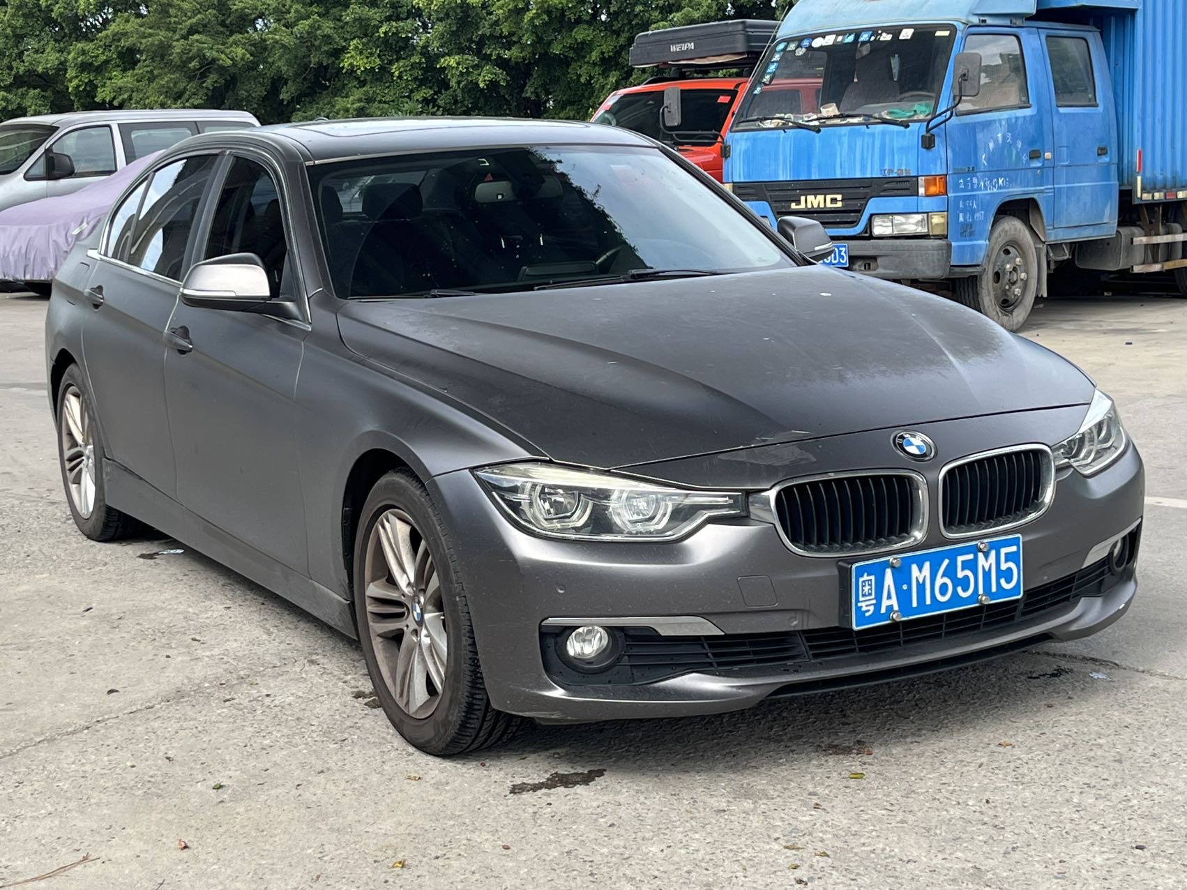 BMW 3 Series 2017 BMW 3 Series 2017 car image