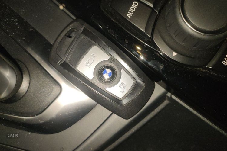BMW 3 Series 2017 #10 BMW 3 Series 2017 car image #10