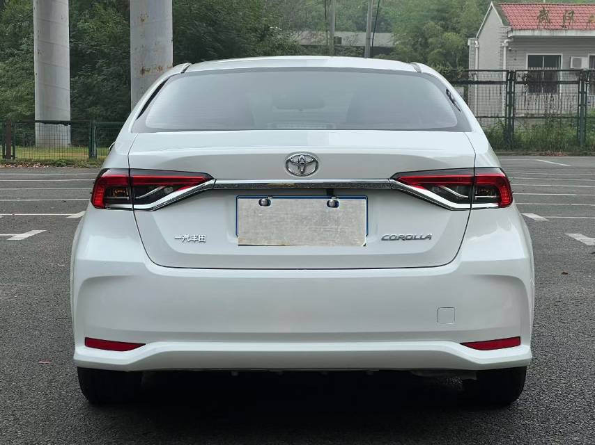 Toyota Corolla 2023 car image #5