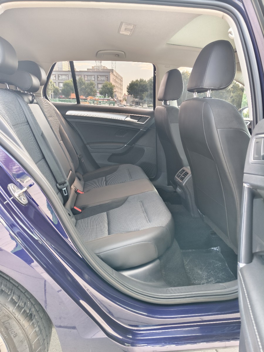 Volkswagen Golf 2018 #4 Volkswagen Golf 2018 car image #4
