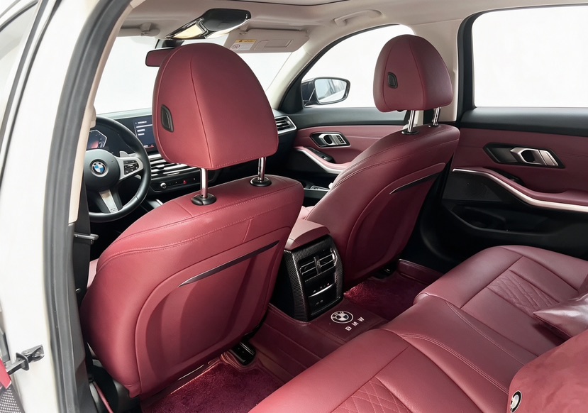 BMW 3 Series 2024 car image #5