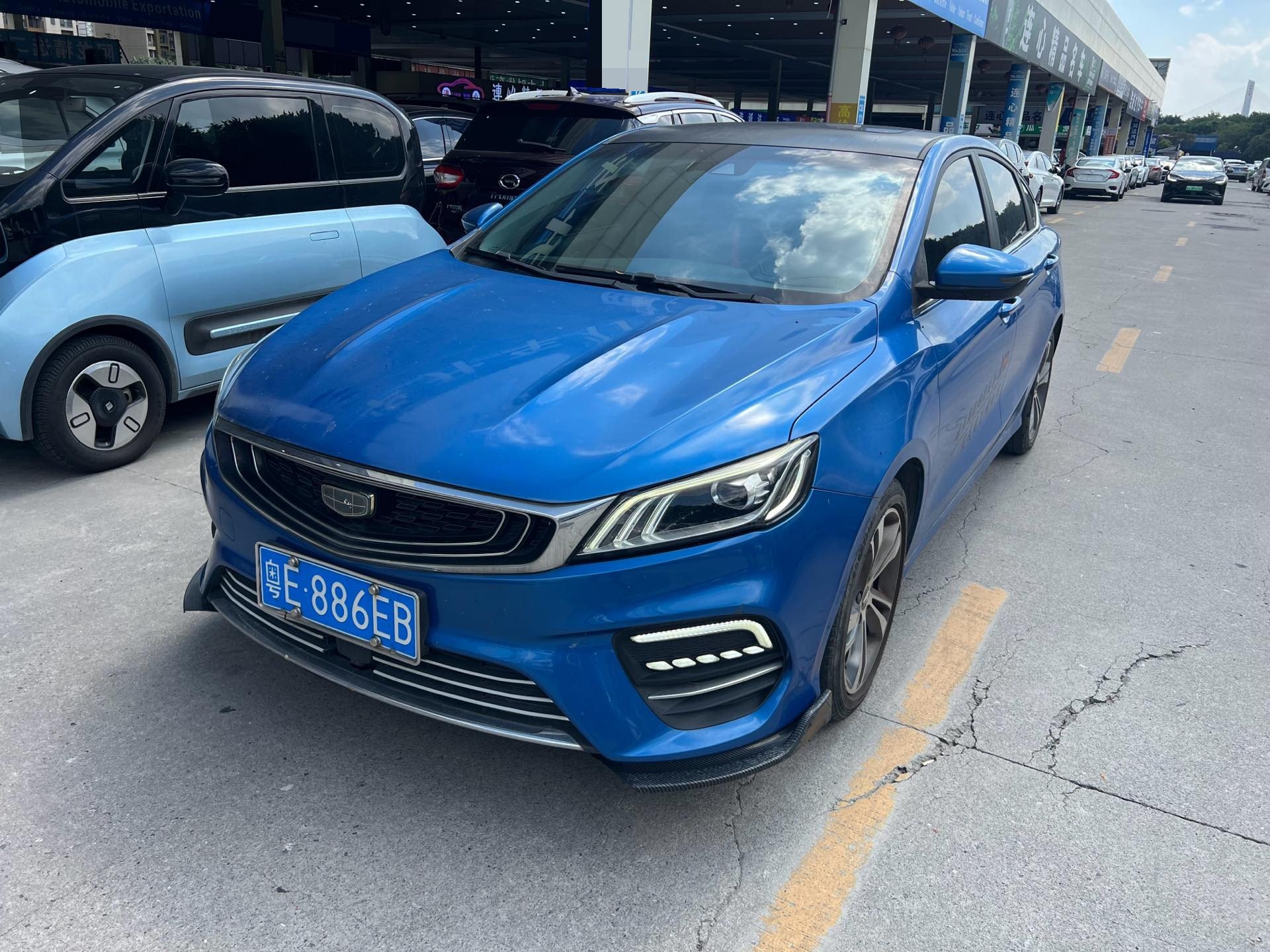 GEELY Binray 2019 car image 