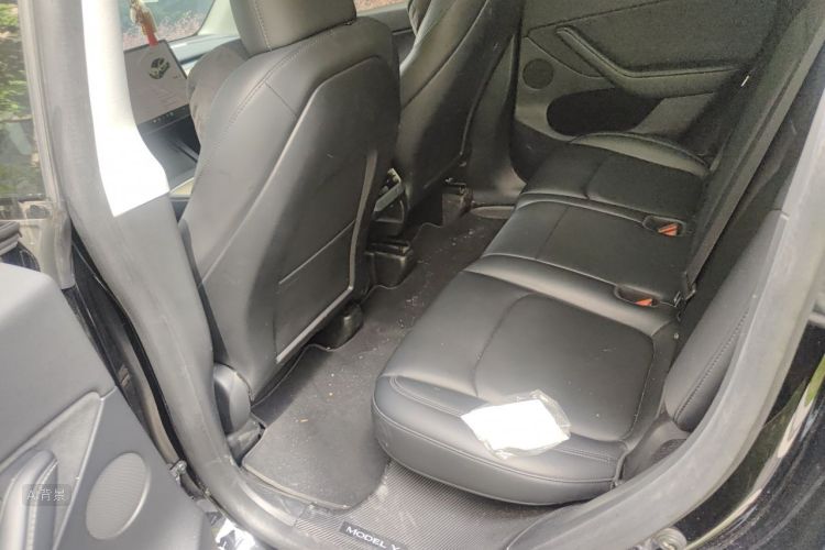Tesla Model Y 2022 #19 Tesla Model Y 2022 car image #19