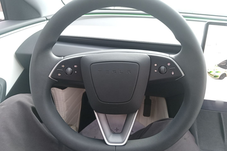 Tesla Model 3 2024 #11 Tesla Model 3 2024 car image #11
