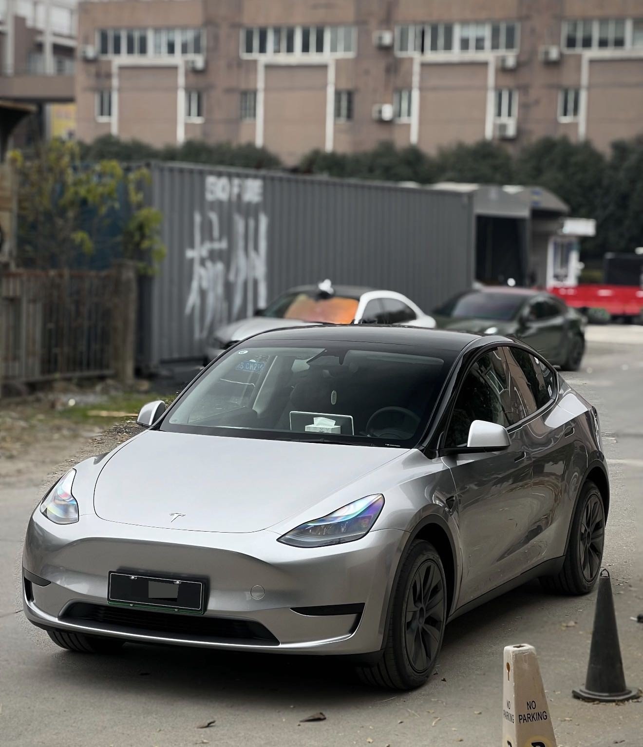 Tesla Model Y 2024 Tesla Model Y 2024 car image
