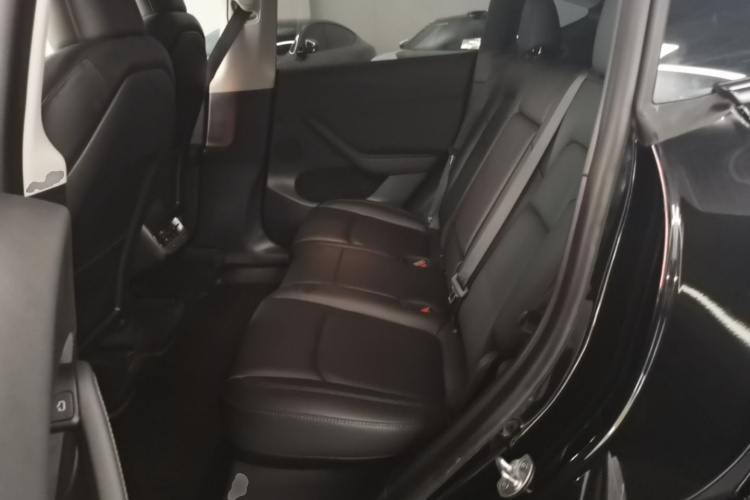 Tesla Model Y 2023 #17 Tesla Model Y 2023 immagine di auto #17