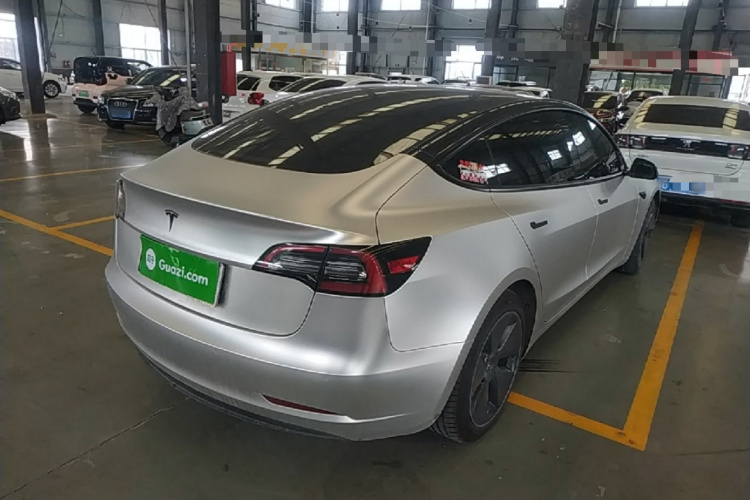Tesla Model 3 2021 car image #7