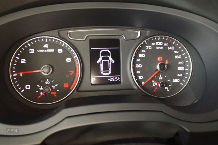Audi Q3 2018 #13 Audi Q3 2018 car image #13