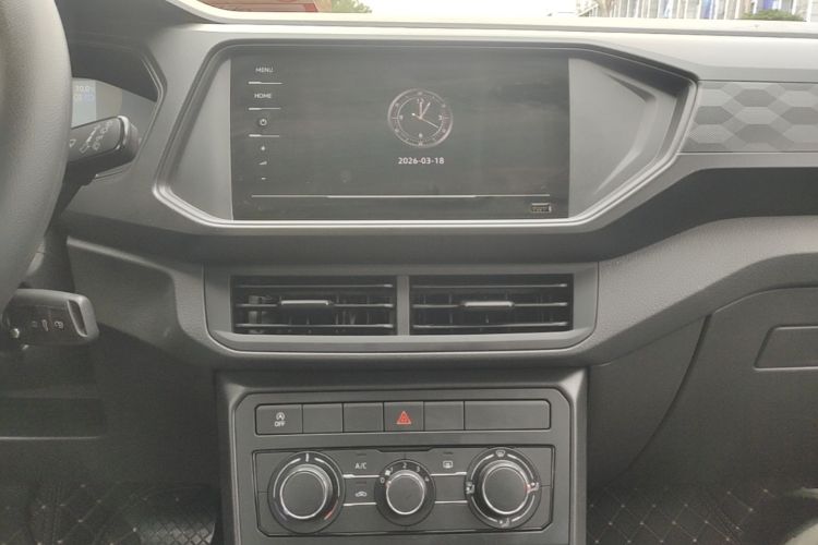 Volkswagen T-Cross 2025 #13 Volkswagen T-Cross 2025 car image #13