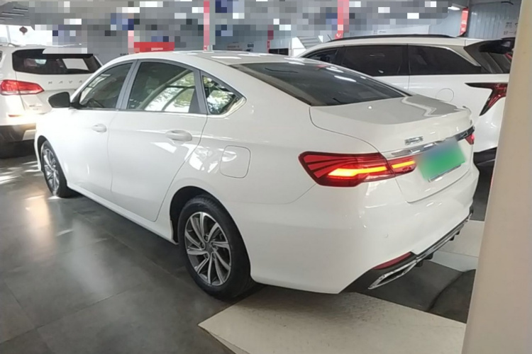 GEELY Binray 2019 image de voiture #5