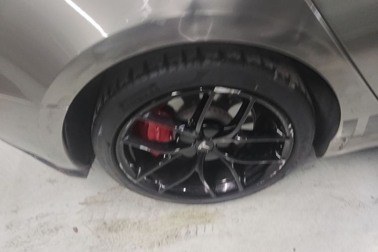 Tesla Model 3 2023 car image #10