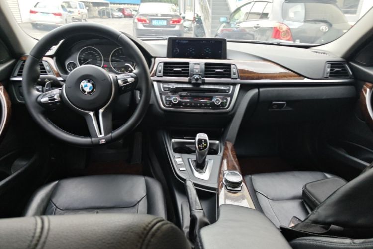 BMW 3 Series 2015 #10 BMW 3 Series 2015 car image #10