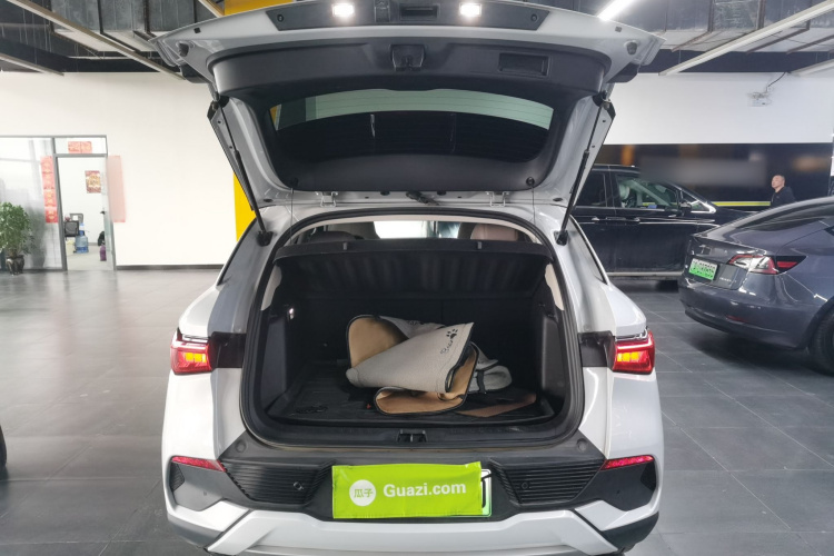 BYD Yuan Plus 2024 صورة سيارة #17