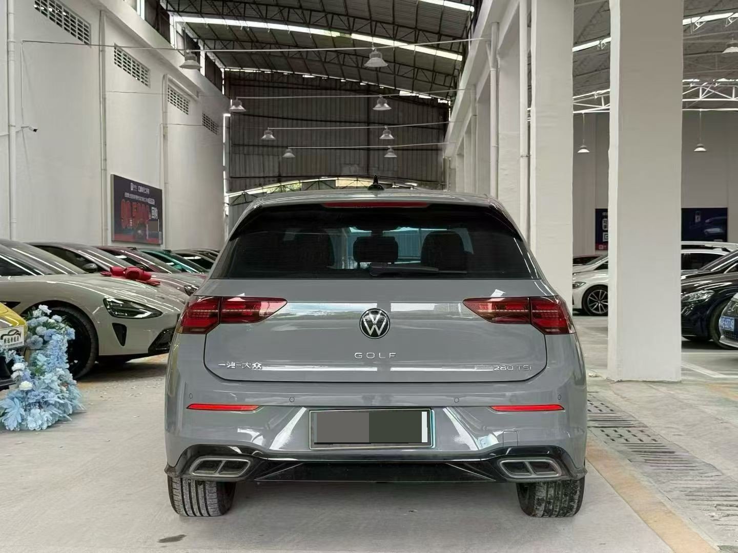 Volkswagen Golf 2024 immagine di auto #8