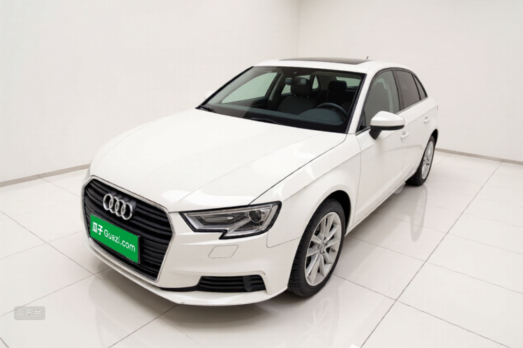 Audi A3 2018 immagine di auto #2