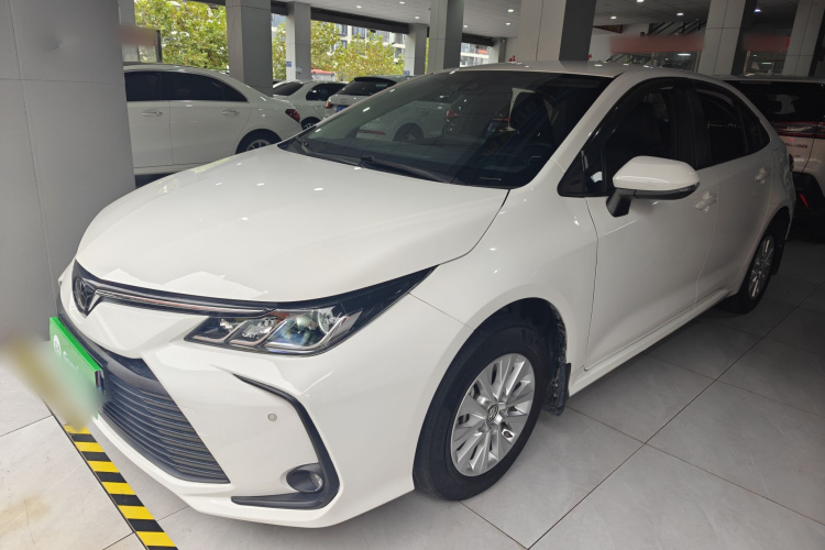 Toyota Corolla 2021 immagine di auto #2