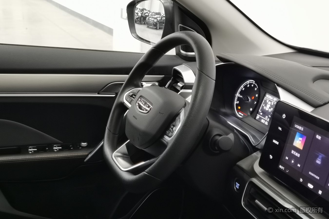 GEELY Coolray 2025 #23 GEELY Coolray 2025 immagine di auto #23