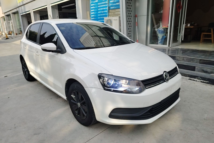 Volkswagen Polo 2017 car image #4