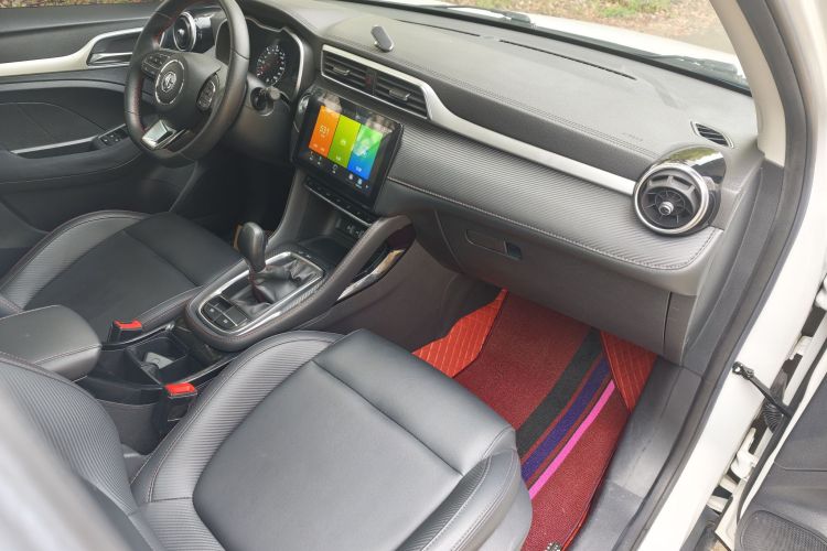 MG ZS 2020 car image #11