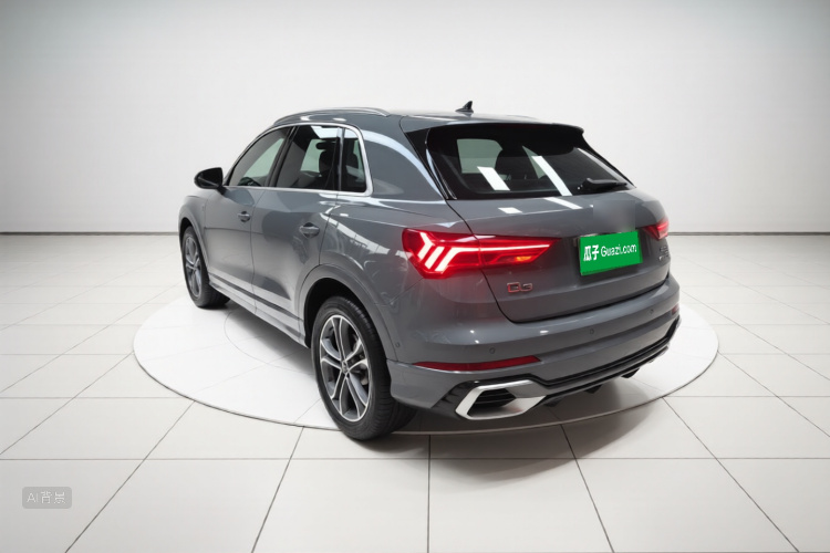 Audi Q3 2025 car image #5