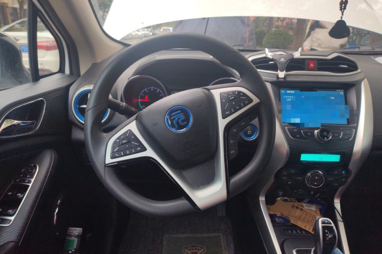 BYD Yuan New Energy 2019 imagen de coche #11