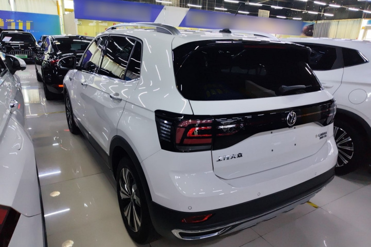 Volkswagen T-Cross 2019 изображение автомобиля #7