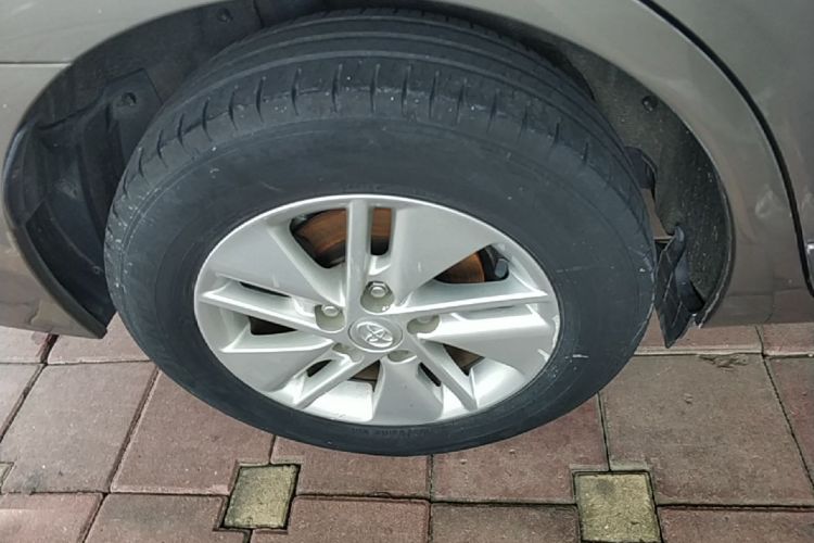 2015 immagine di auto #10