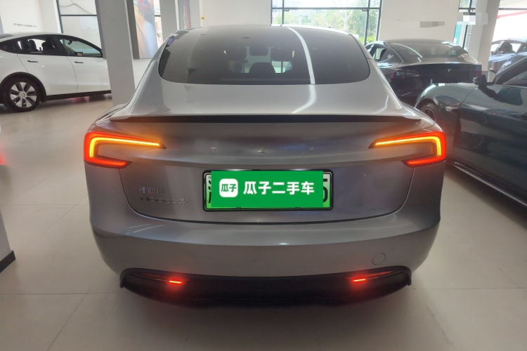 Tesla Model 3 2025 #6 Tesla Model 3 2025 car image #6