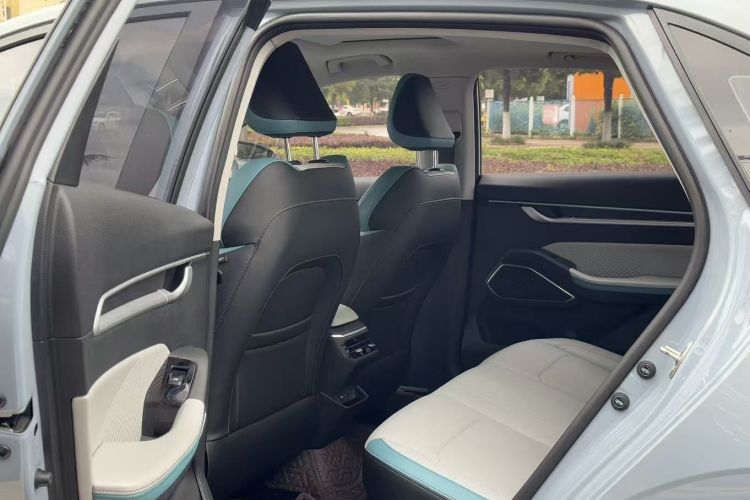 GEELY Emgrand 2023 #10 GEELY Emgrand 2023 image de voiture #10